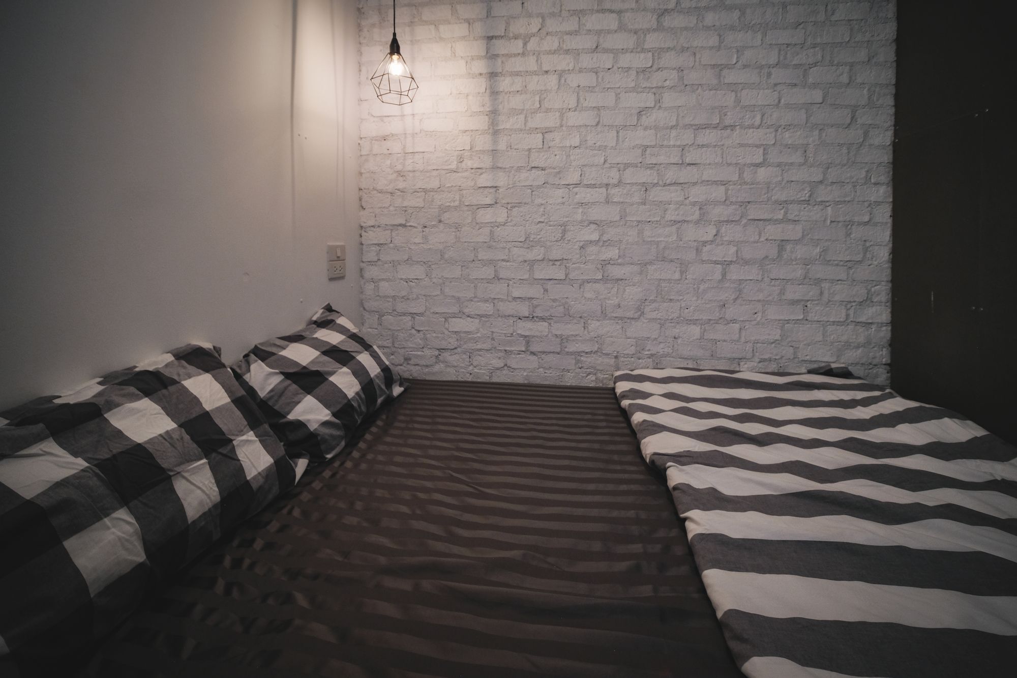 Fun Dee Hostel Ayutthaya Bagian luar foto